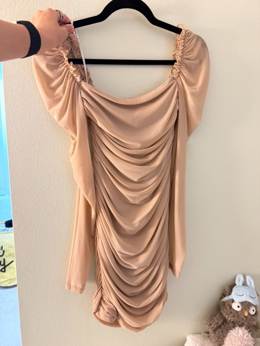Champagne Ruched Off-Shoulder Mini Dress Size XS